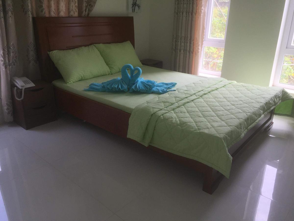 Khach San Thuy Young Hotel Вунг Тау Екстериор снимка