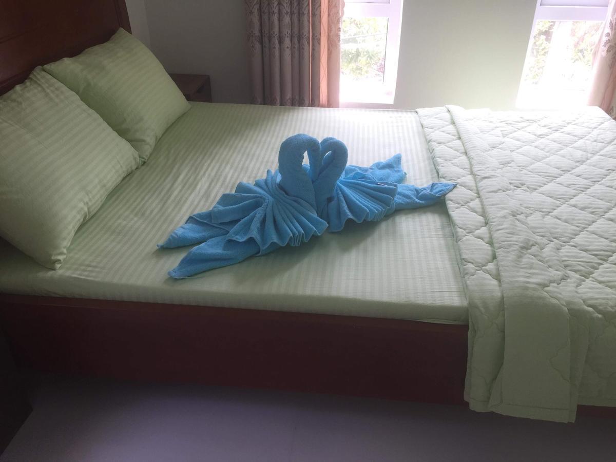 Khach San Thuy Young Hotel Вунг Тау Екстериор снимка